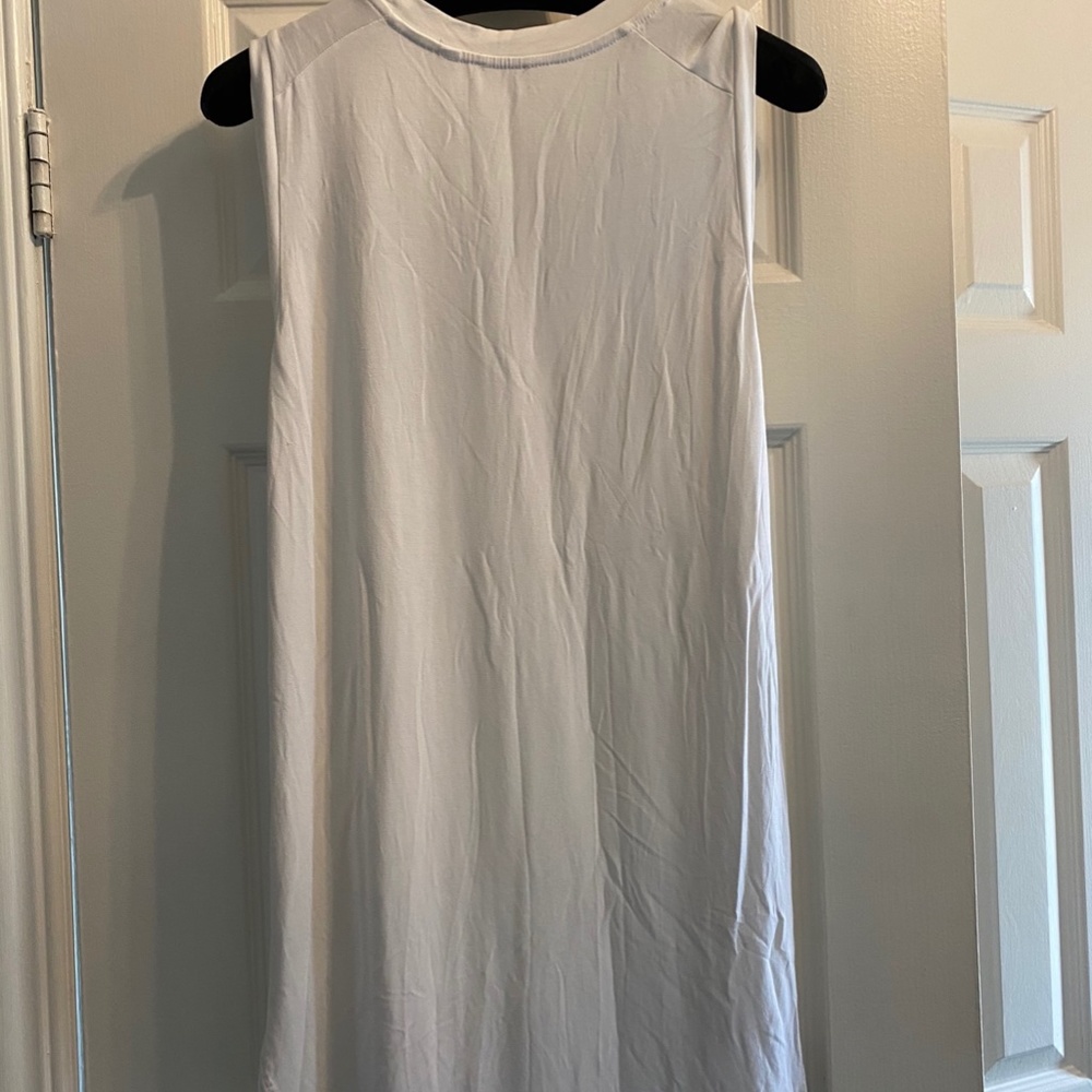 Wilfred Muscle Tank - Picture 3 of 3